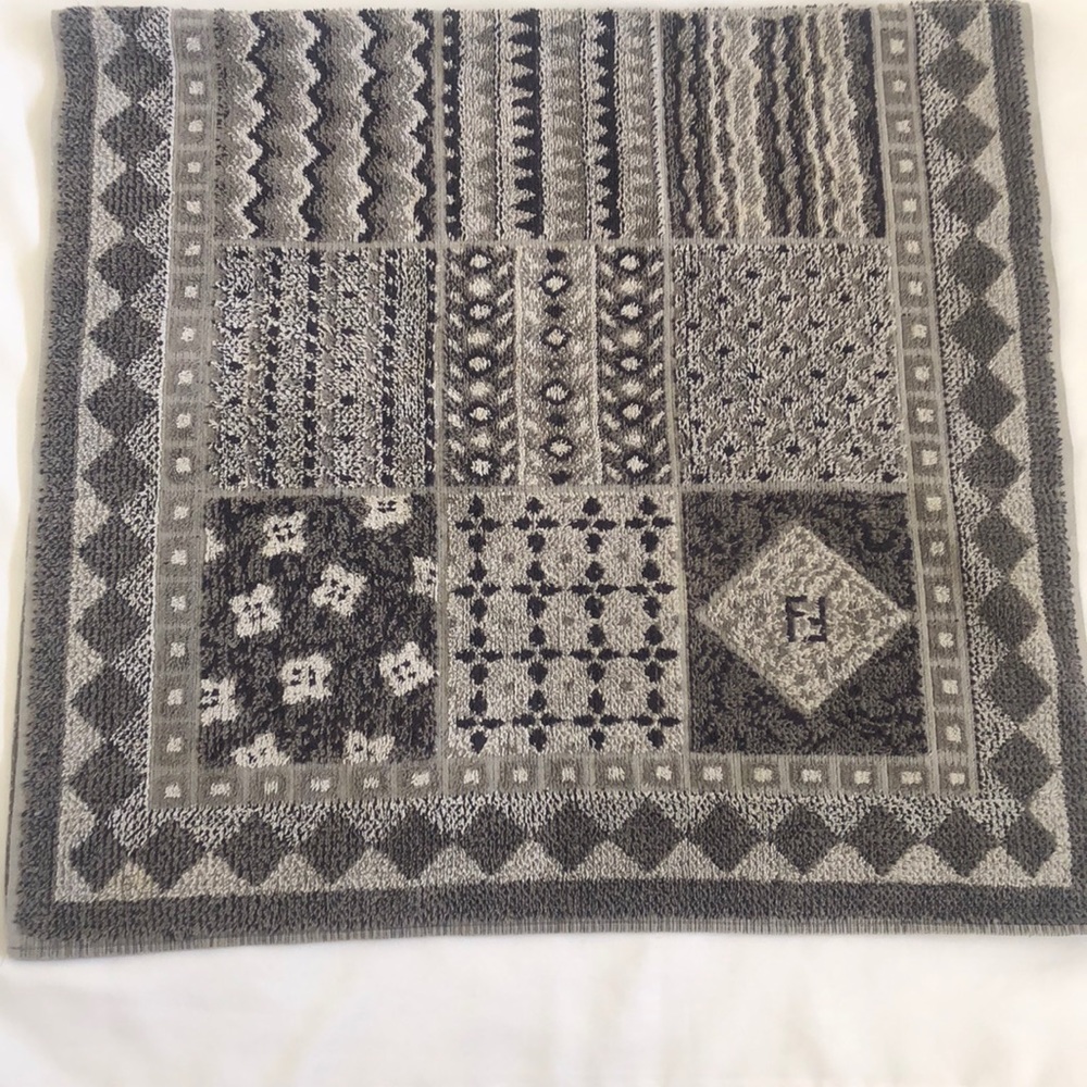 Fendi Casa 100% Authentic Terry Bath Towel